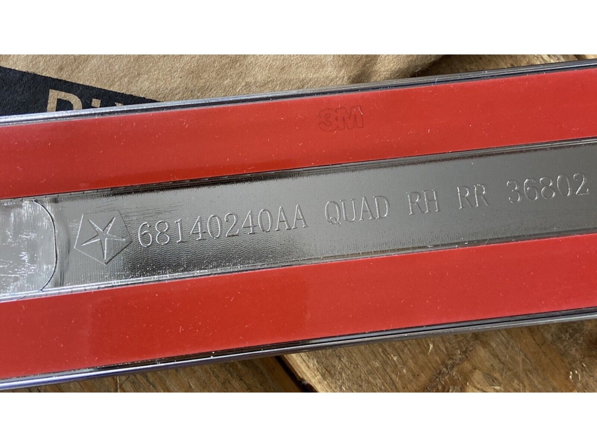 thumbnail image 2 of DAWN Color-Matched Painted Body Side Moldings For Dodge Durango 2011-2020 (4-Piece Set, FE2 Style) 2 of 6