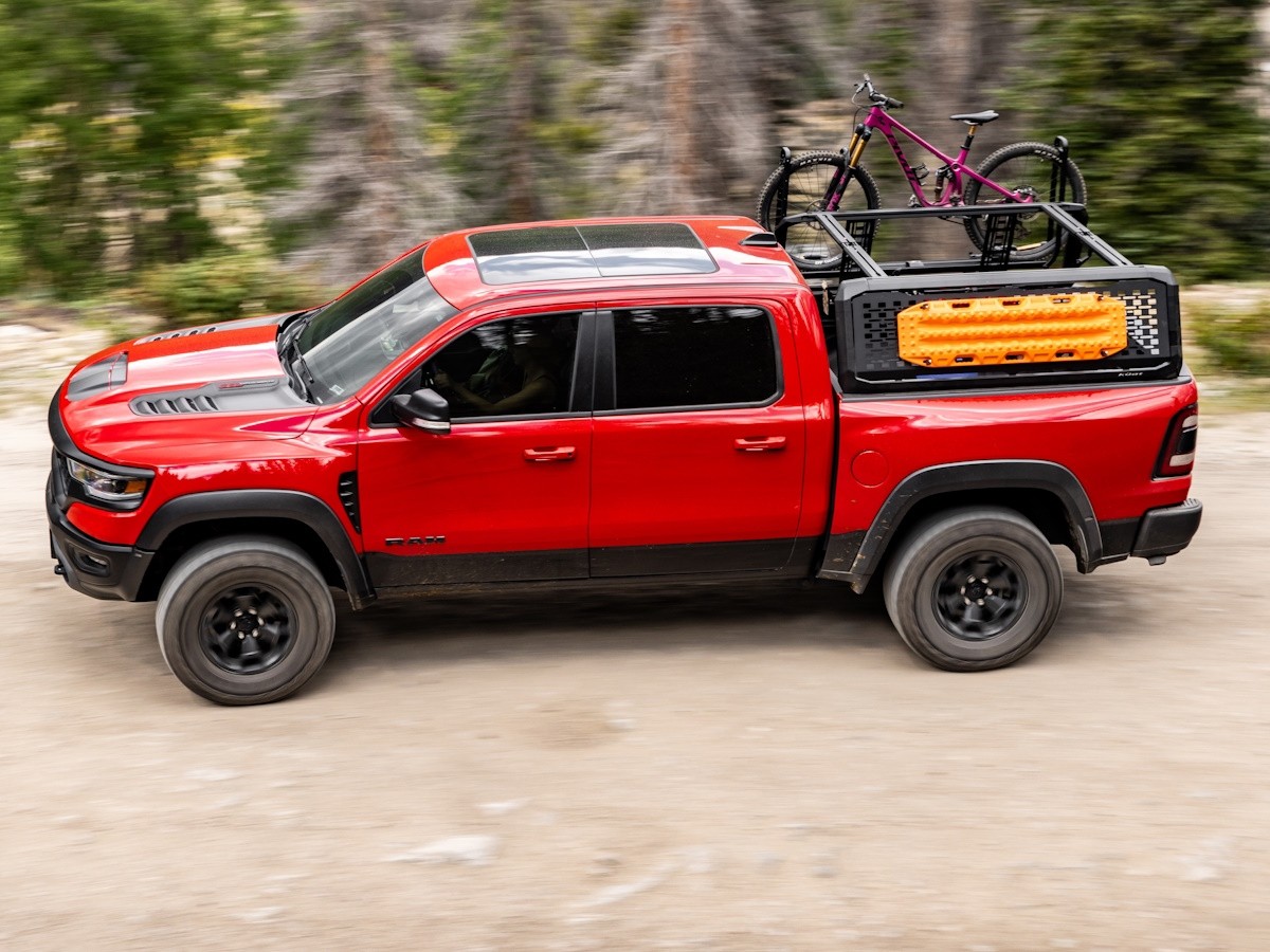 Mopar IBEX Adjustable Black Bed Rack With Two Cross Bars For Short Bed ...