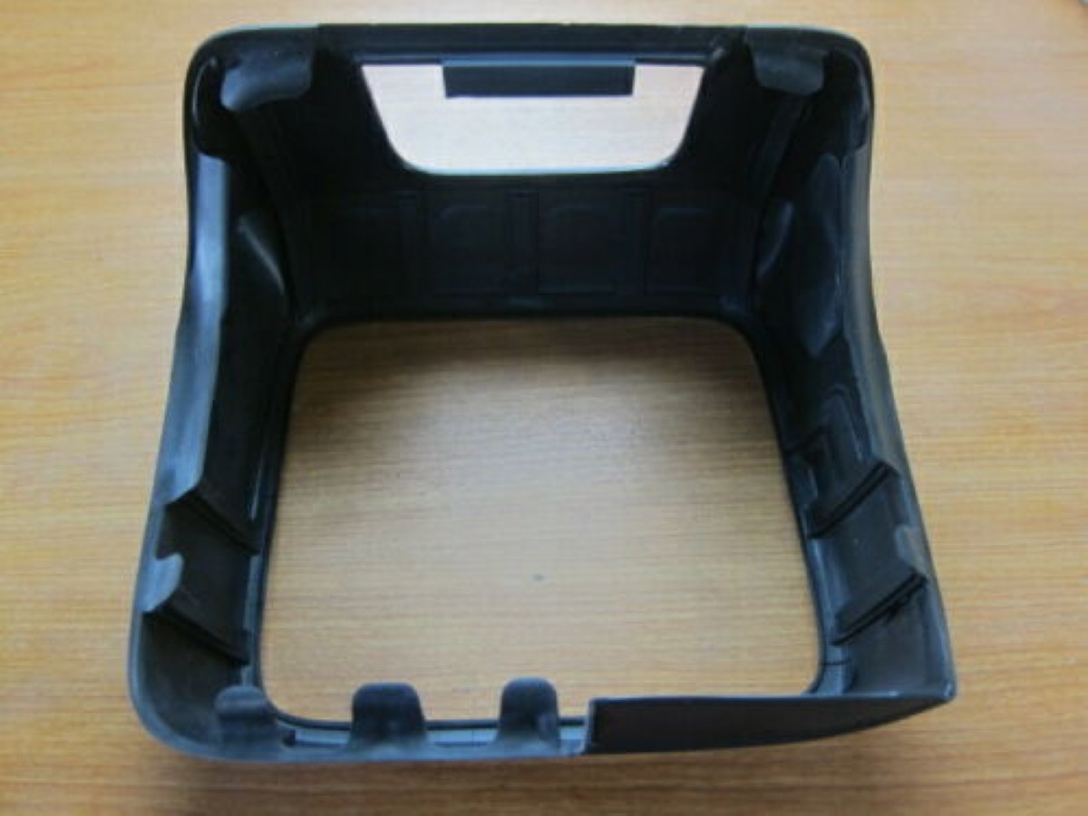 Authentic Mopar Tail Lamp Guards Black Plastic 82215130AB Mopar