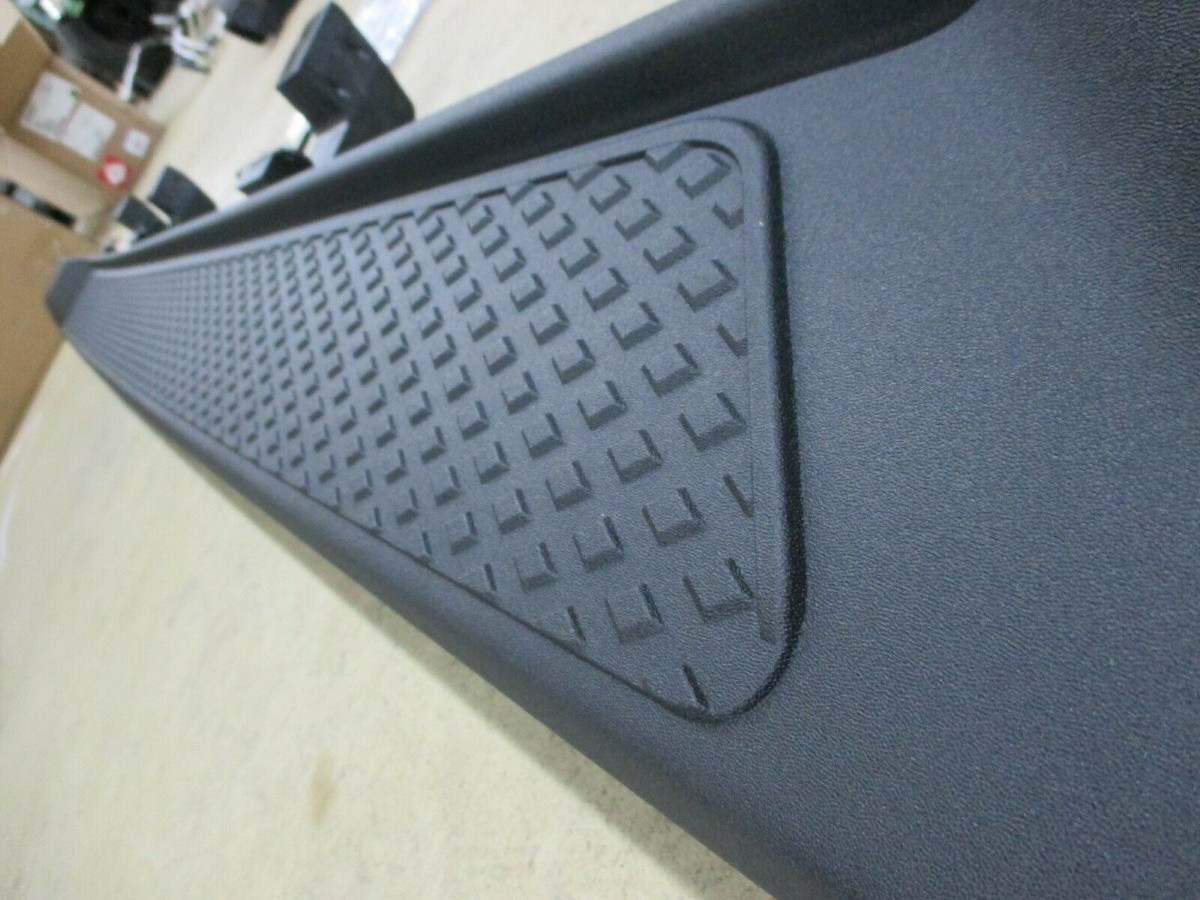 Mopar Molded Side Steps - 82215608 | Mopar Online Parts