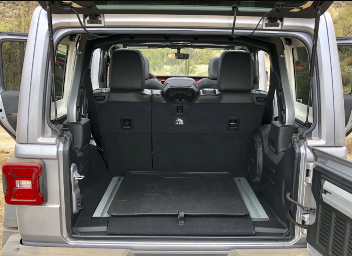 Authentic Mopar Trail Rail Kit - JLTRAILRAILKIT | Mopar